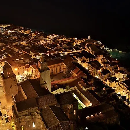 Carbonari House Lägenhet